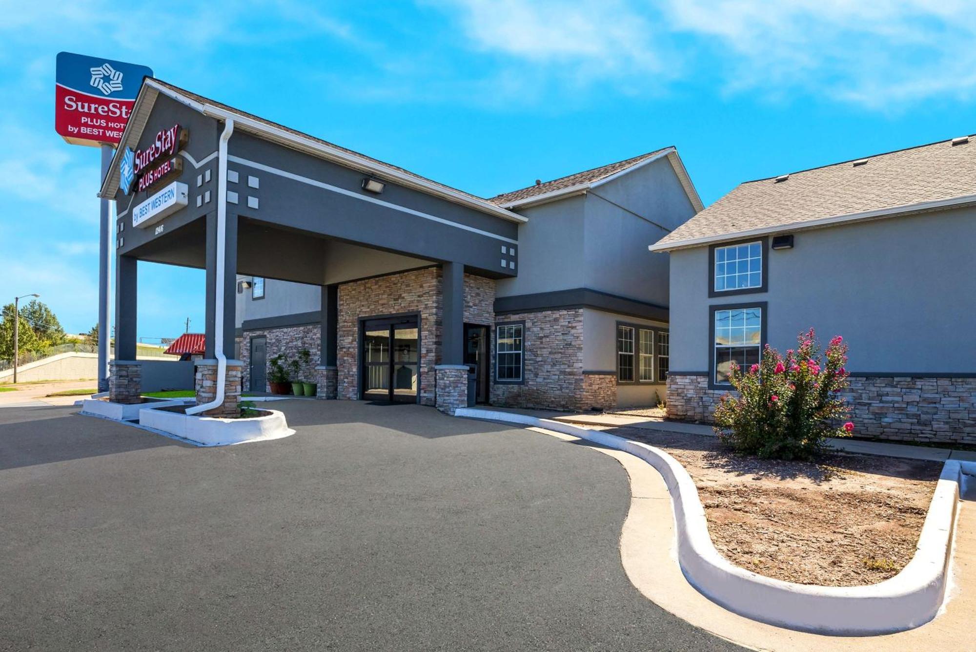Surestay Plus Hotel By Best Western Tulsa East Экстерьер фото